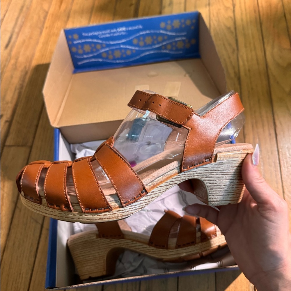 New Milly Dansko clogs